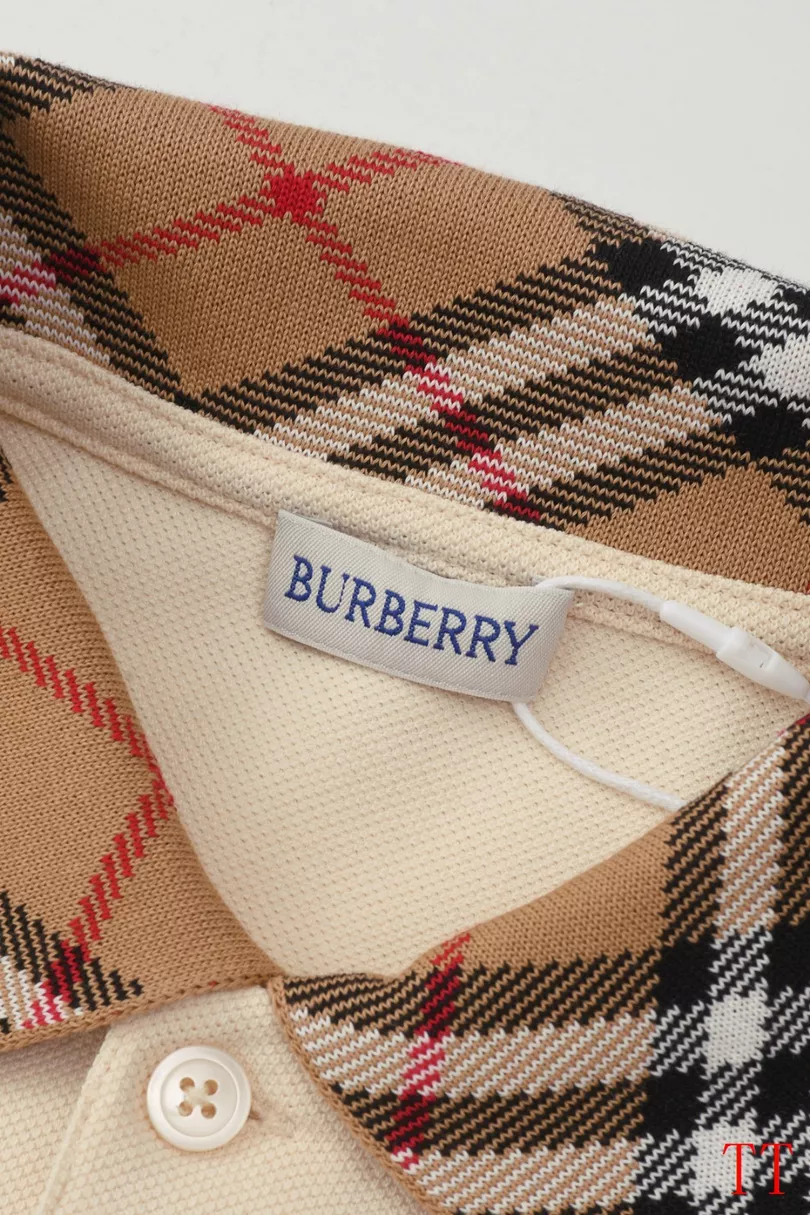 Burberry T-Shirts Short Sleeved For Unisex HighQuality 1102