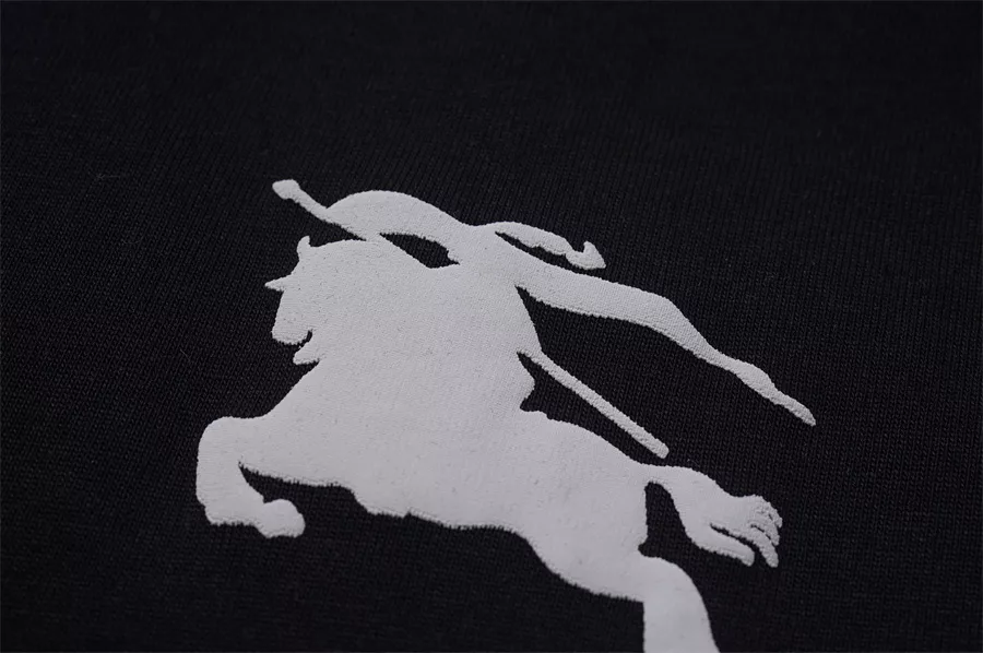 Burberry T-Shirts Short Sleeved For Unisex Modern 4851