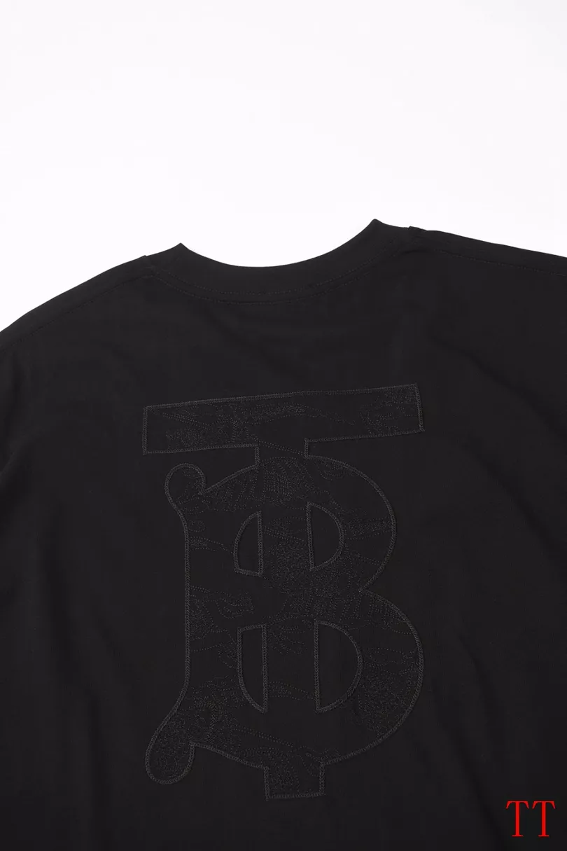 Burberry T-Shirts Short Sleeved For Unisex Soft 8911