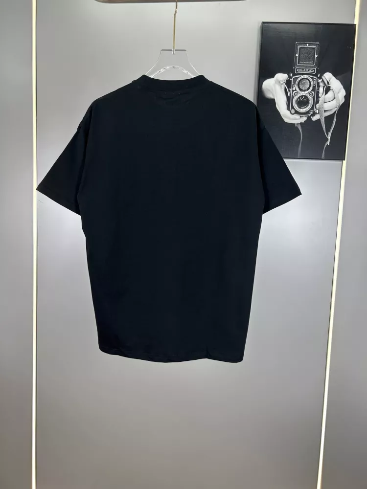 Burberry T-Shirts Short Sleeved For Unisex Sophisticated 6115
