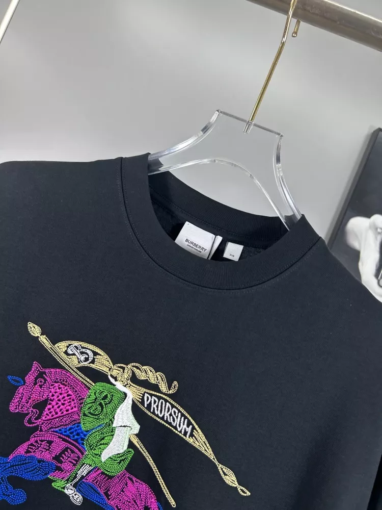 Burberry T-Shirts Short Sleeved For Unisex Sophisticated 6115