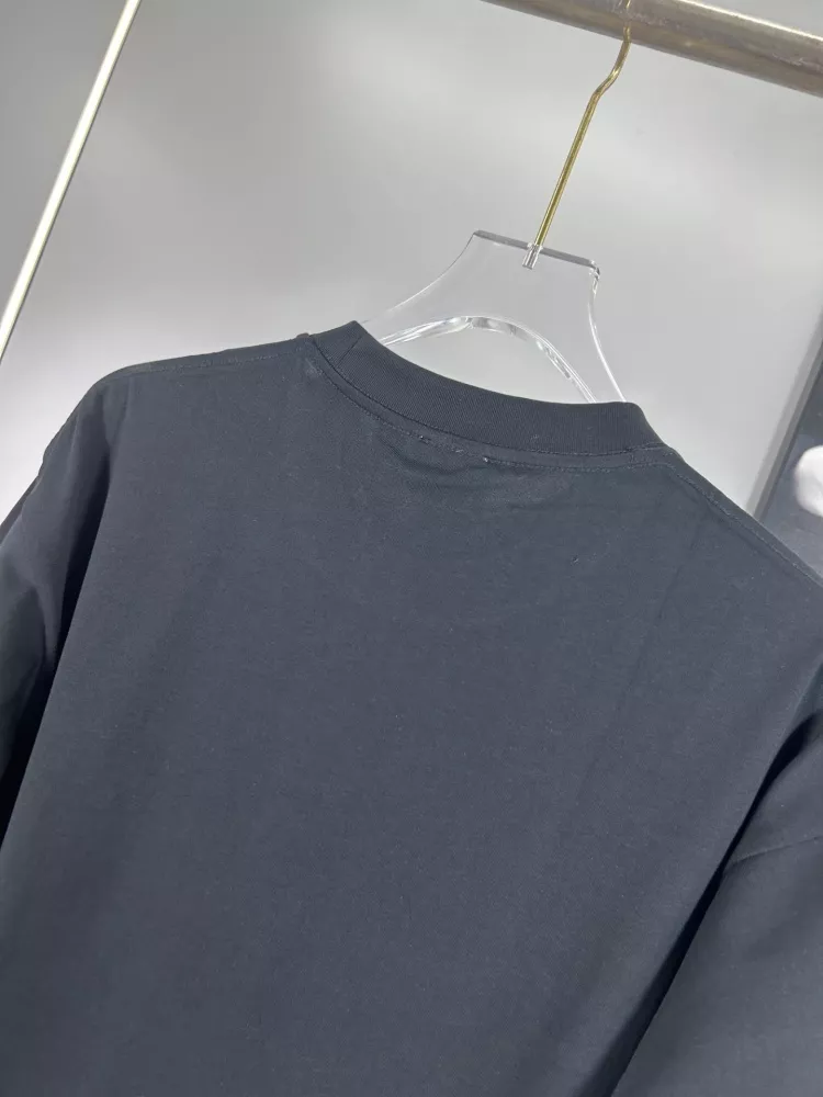 Burberry T-Shirts Short Sleeved For Unisex Sophisticated 6115