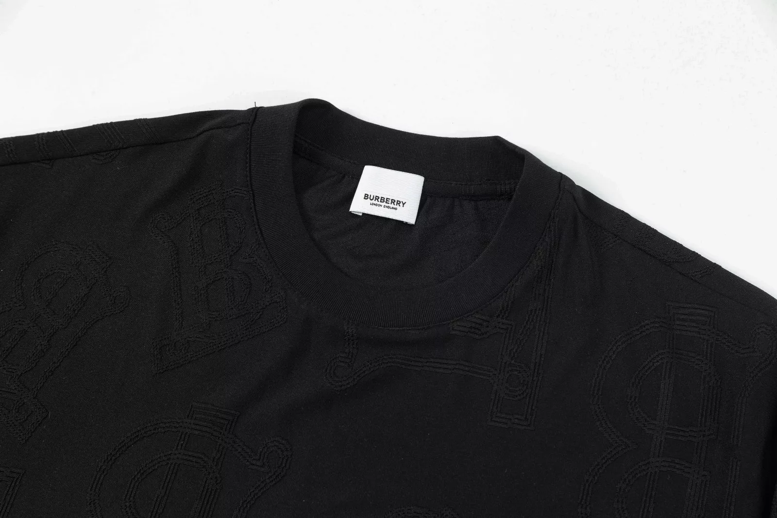 Burberry T-Shirts Short Sleeved For Unisex Unique 5436