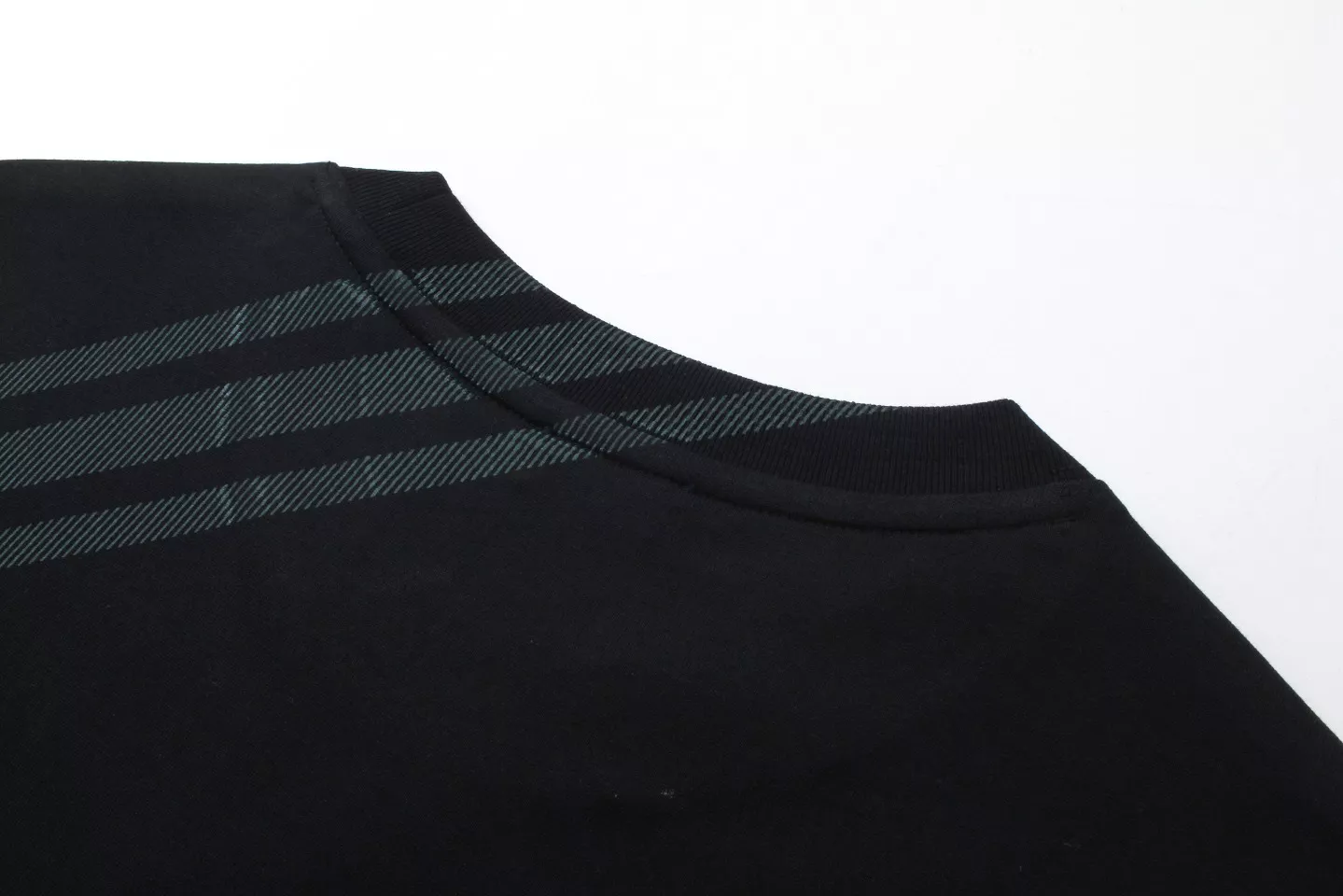 Burberry T-Shirts Short Sleeved For Unisex Vibrant 5336
