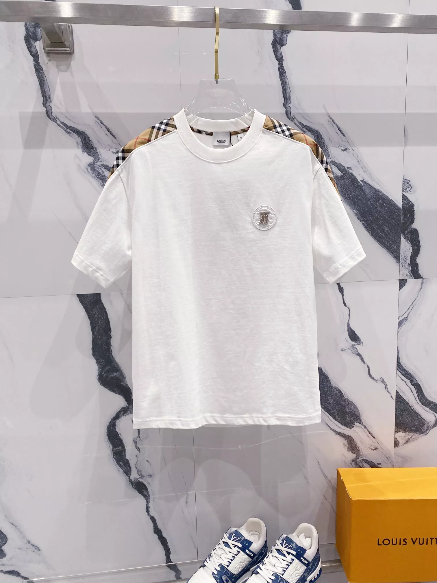 Burberry T-Shirts Short Sleeved For Unisex WellDesigned 1630