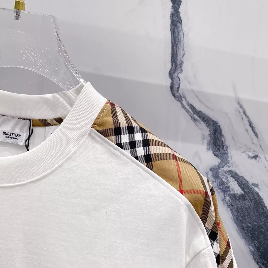 Burberry T-Shirts Short Sleeved For Unisex WellDesigned 1630