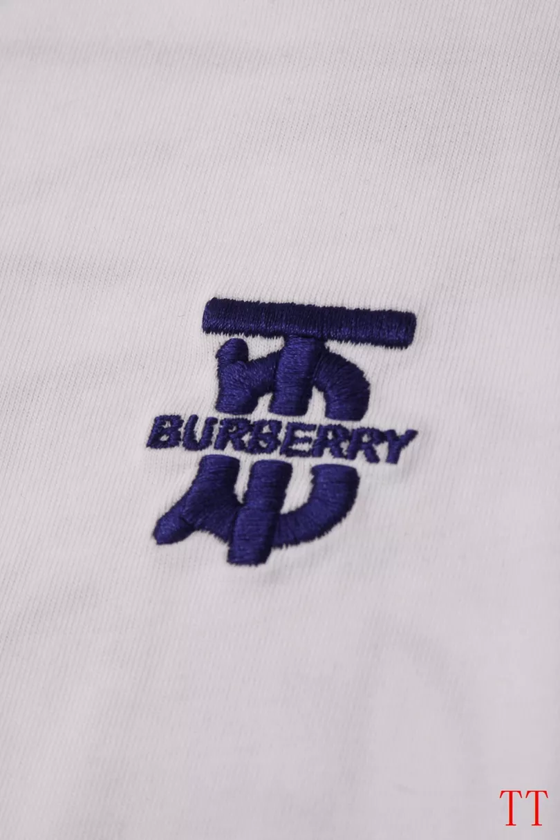 Burberry T-Shirts Short Sleeved For Unisex WellDesigned 4582