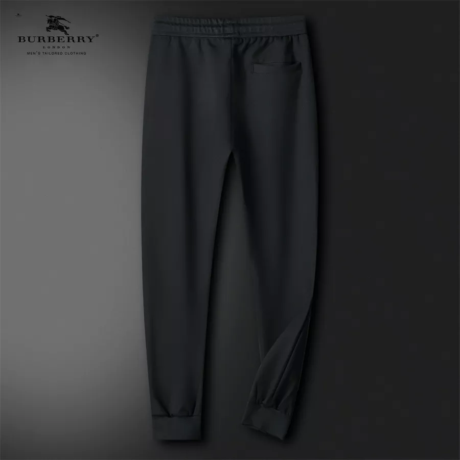 Burberry Tracksuits Long Sleeved For Men EyeCatching 9390