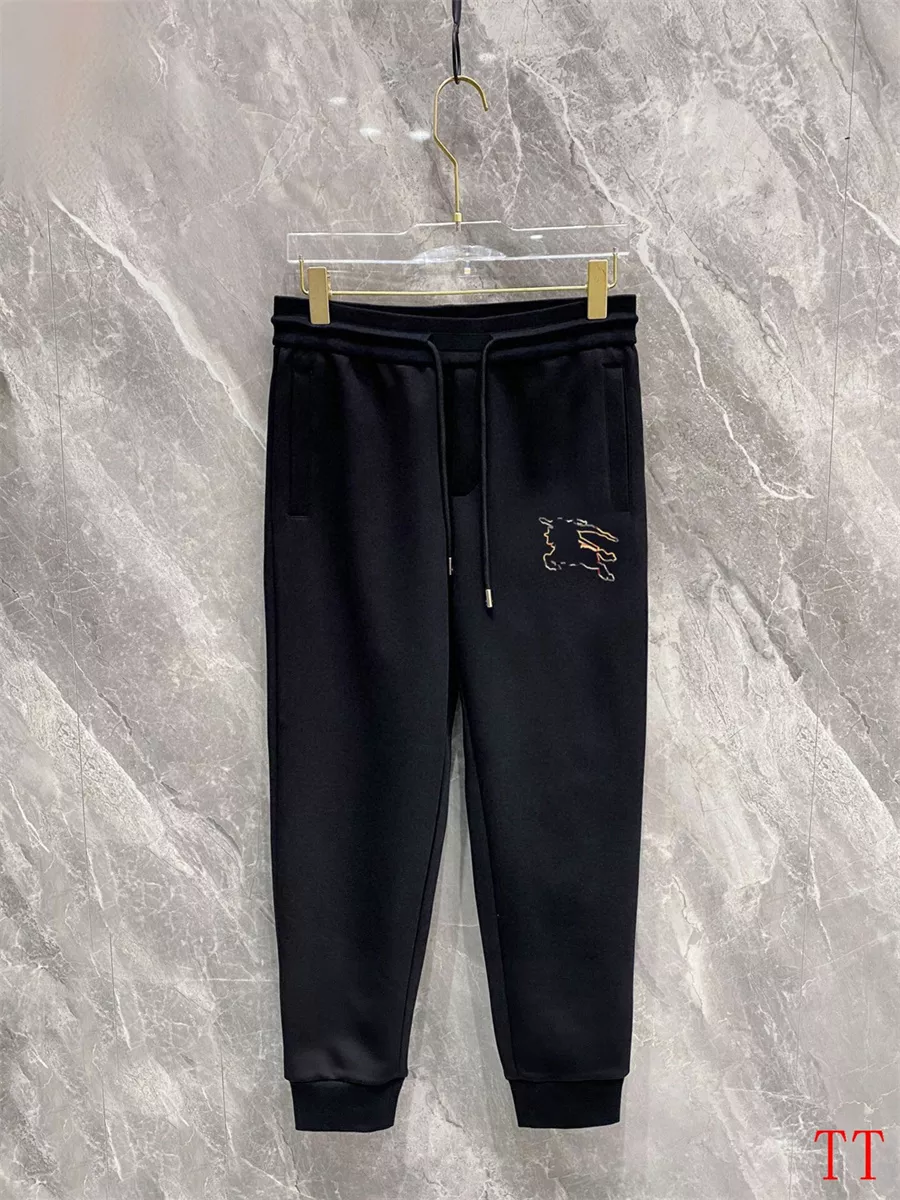 Burberry Tracksuits Long Sleeved For Men Popular 8165