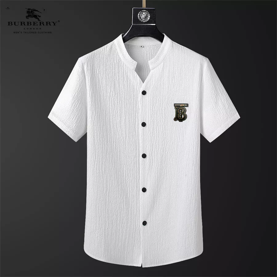 Burberry Tracksuits Short Sleeved For Men Practical 5511