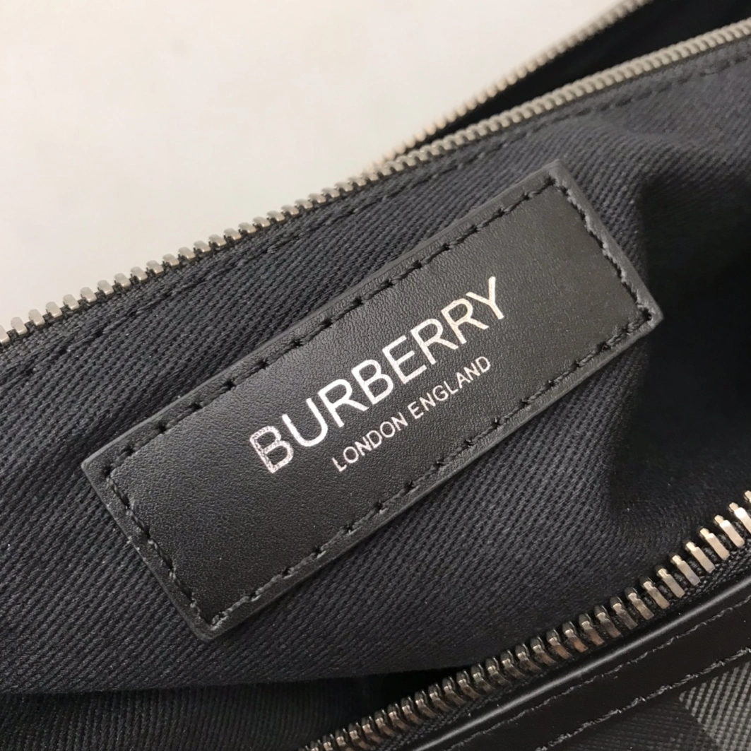 Burberry Travel Bags Cozy 7936