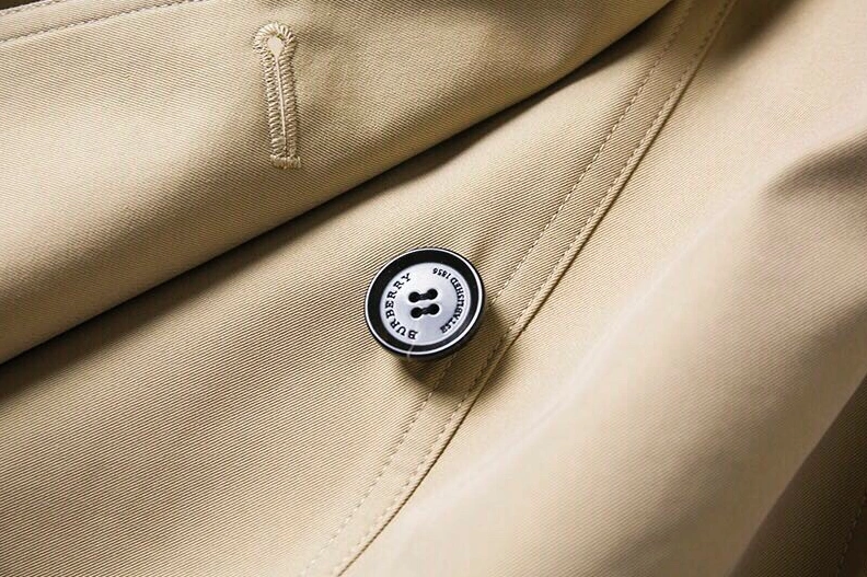 Burberry Trench Coat Long Sleeved For Women NewStyle 9727
