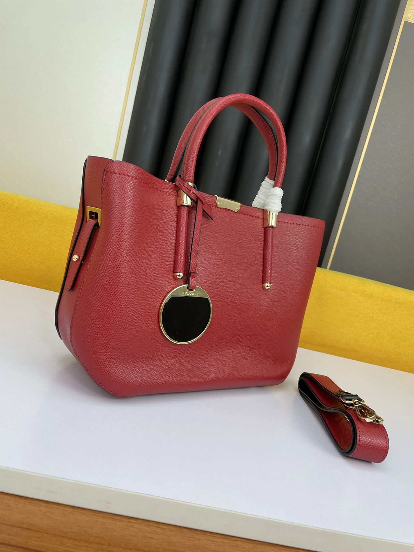 Bvlgari AAA Quality Handbags For Women Modern 5936