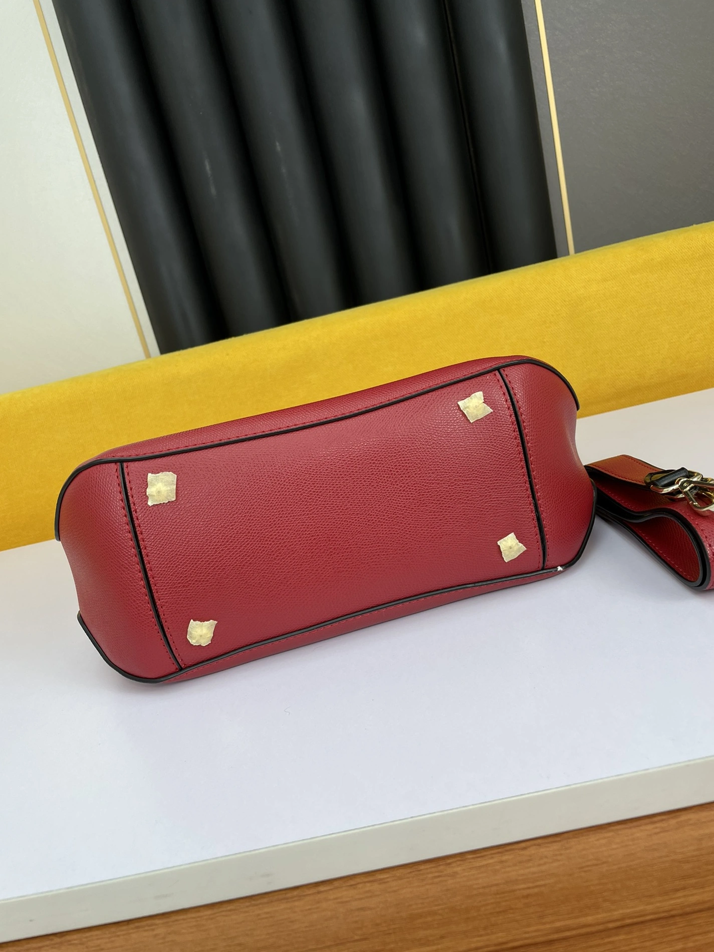 Bvlgari AAA Quality Handbags For Women Modern 5936