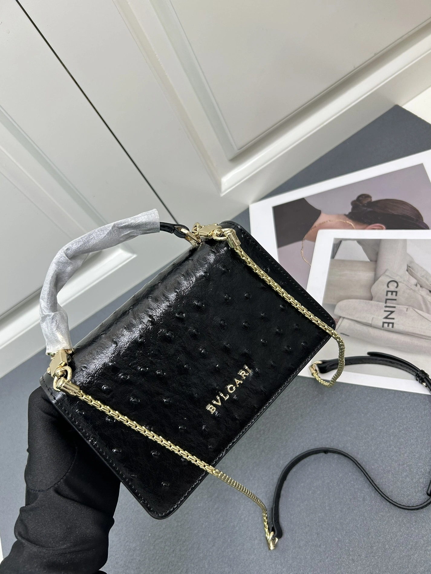 Bvlgari AAA Quality Messenger Bags For Women Comfortable 571