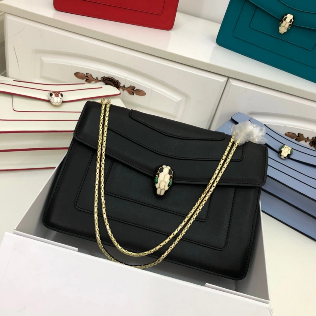 Bvlgari AAA Quality Messenger Bags For Women Elegant 9179