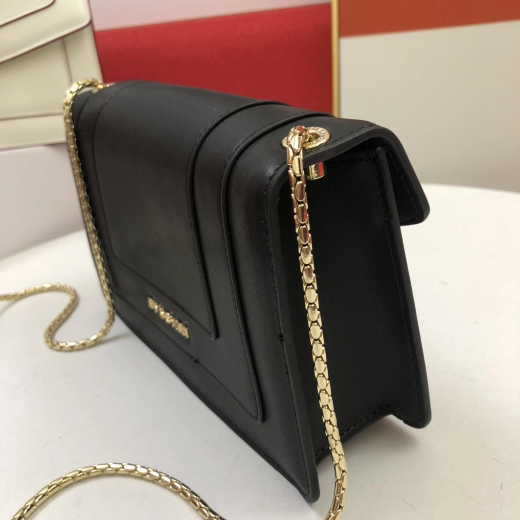 Bvlgari AAA Quality Messenger Bags For Women Modern 7740