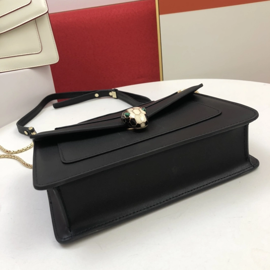 Bvlgari AAA Quality Messenger Bags For Women Modern 7740