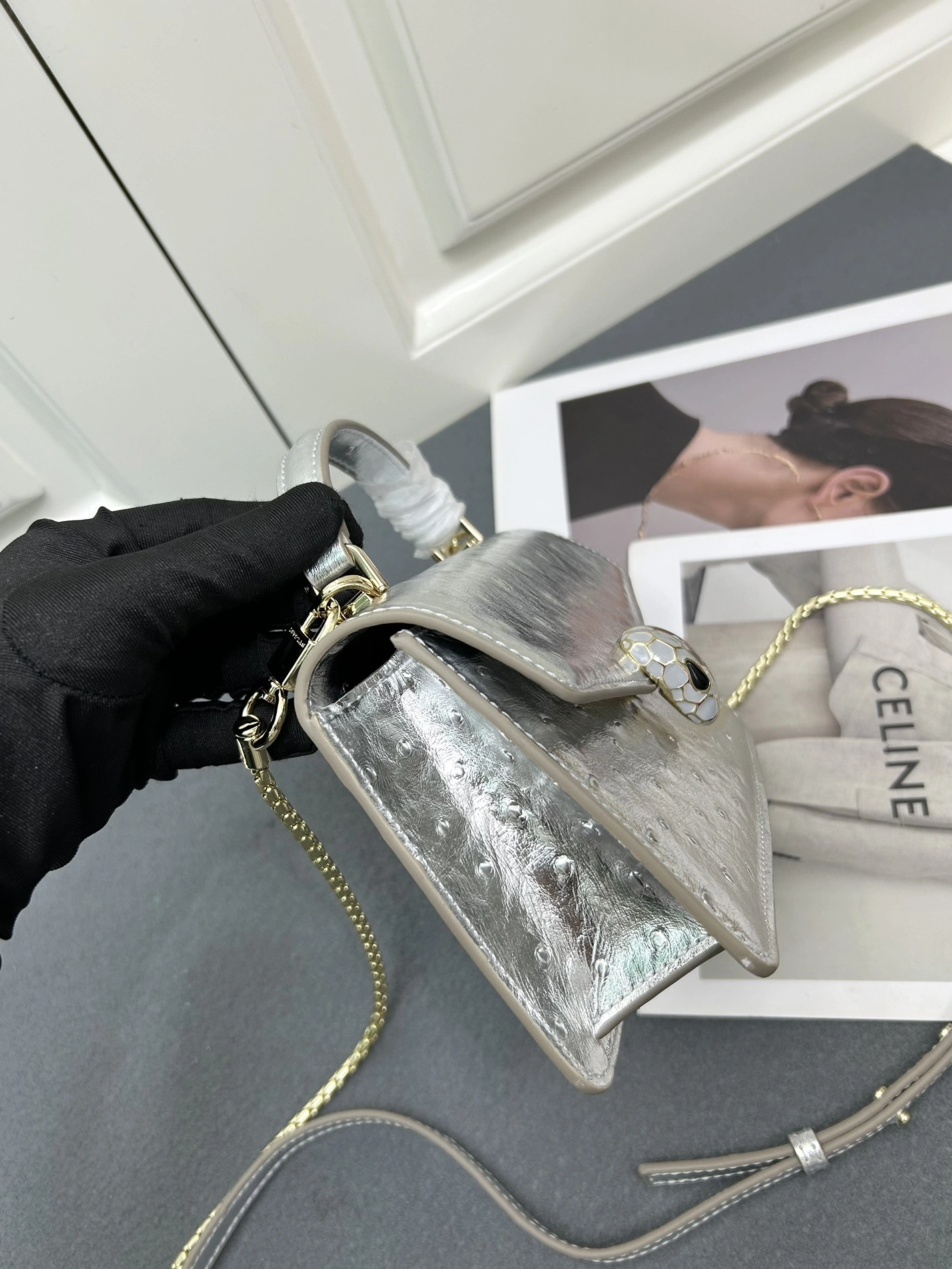 Bvlgari AAA Quality Messenger Bags For Women Resilient 9880