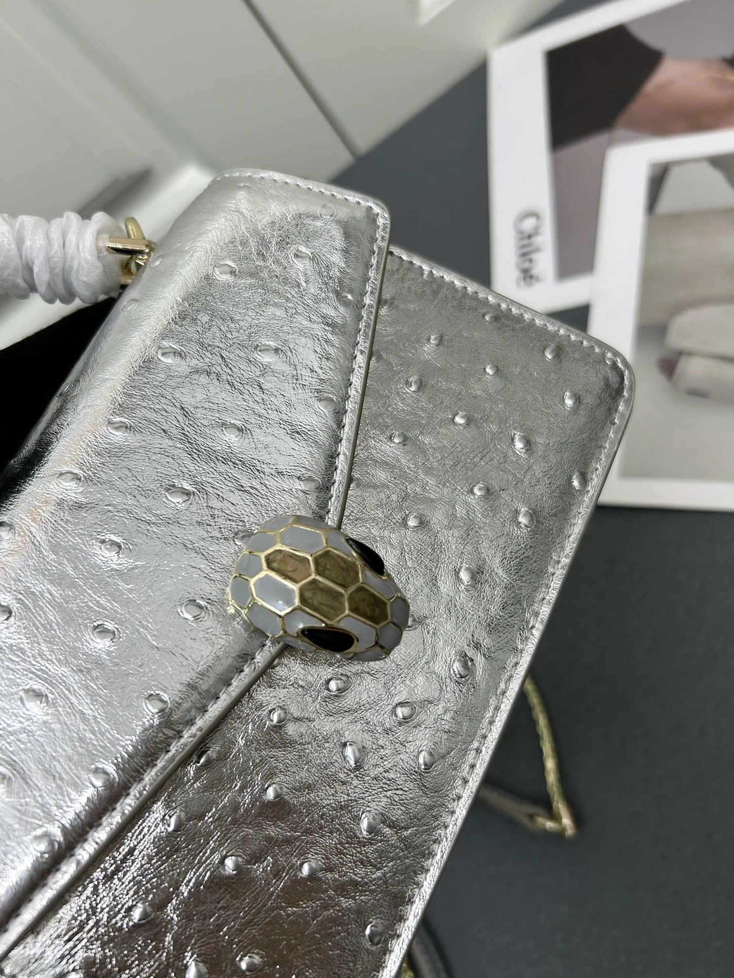 Bvlgari AAA Quality Messenger Bags For Women Resilient 9880