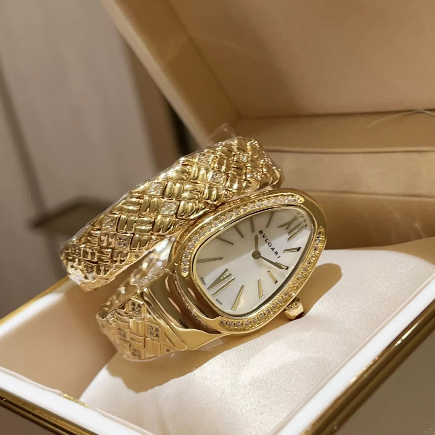 Bvlgari AAA Quality Watches For Women AllSeason 6233