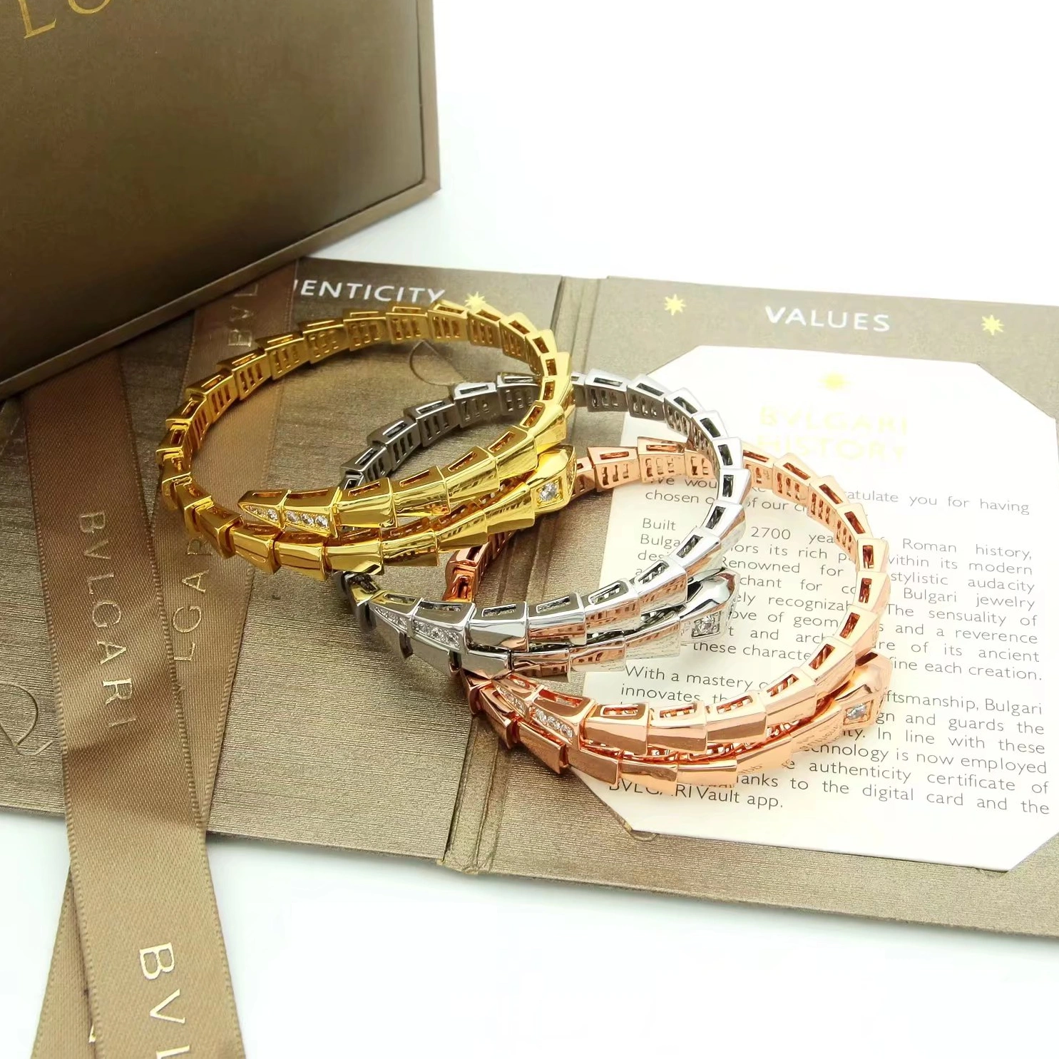 Bvlgari Bracelet Versatile 4204