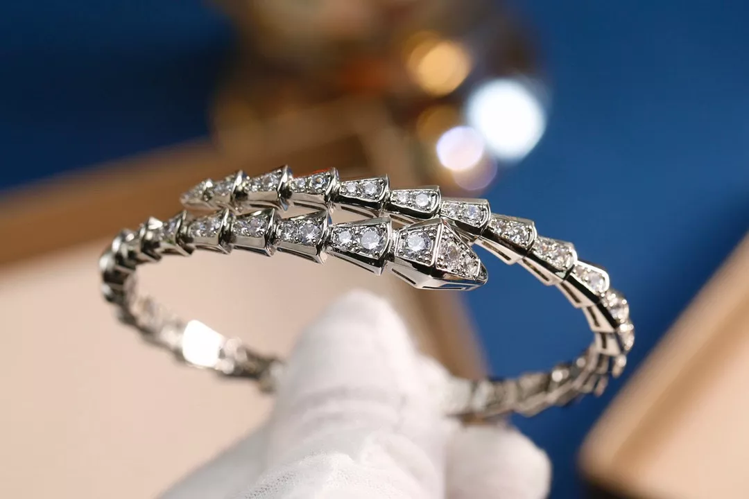 Bvlgari Bracelets Elegant 1748