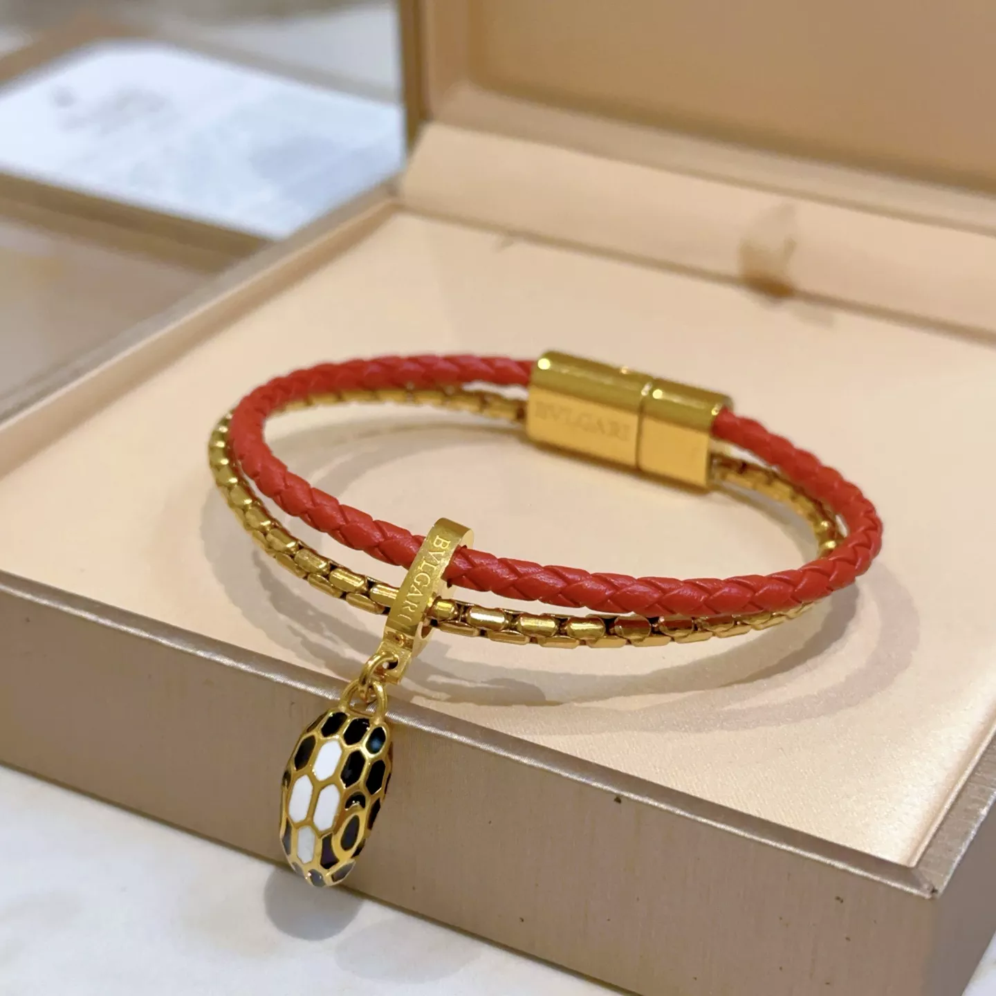 Bvlgari Bracelets Elegant 9535