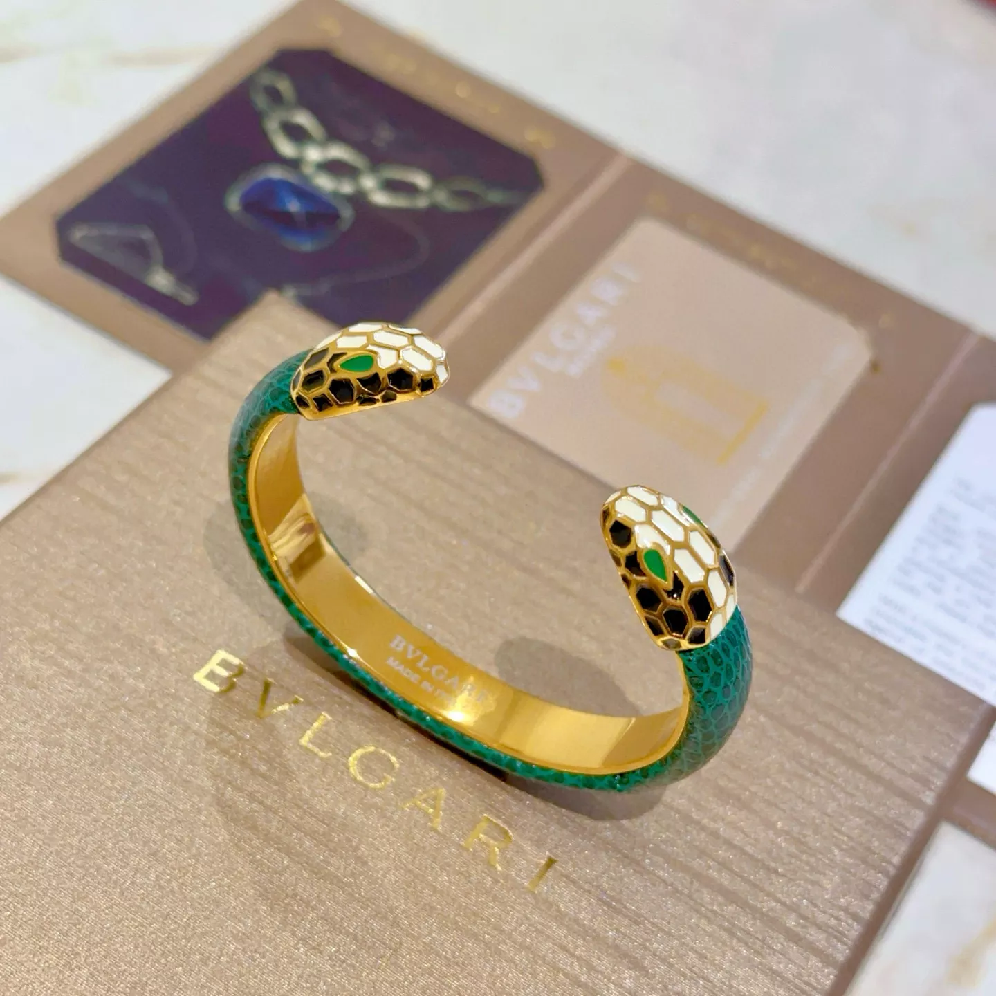 Bvlgari Bracelets Sophisticated 4085
