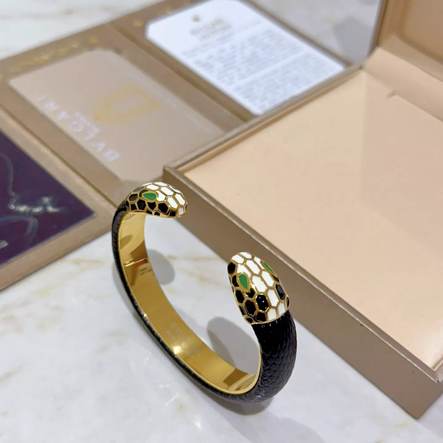 Bvlgari Bracelets Unique 9404
