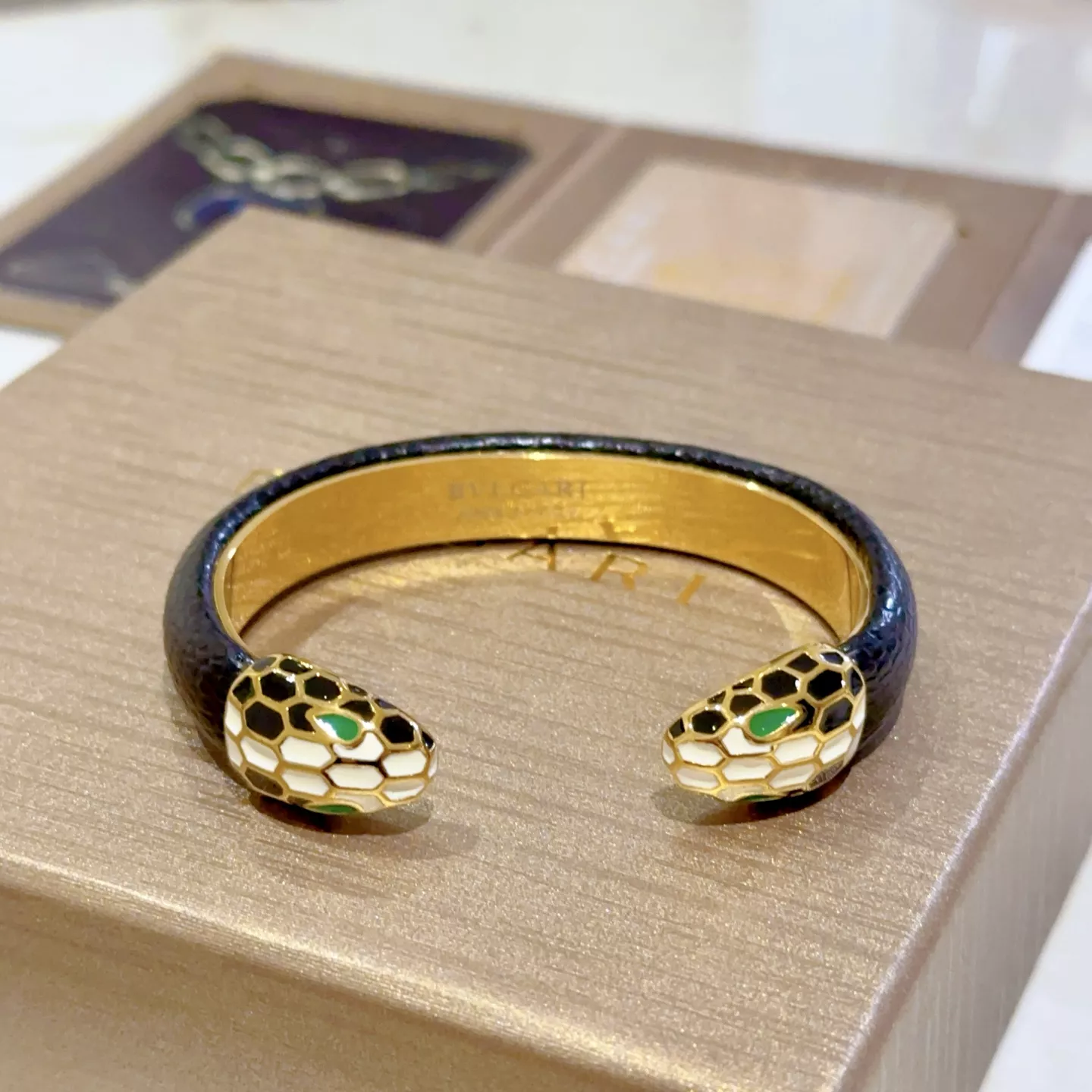 Bvlgari Bracelets Unique 9404