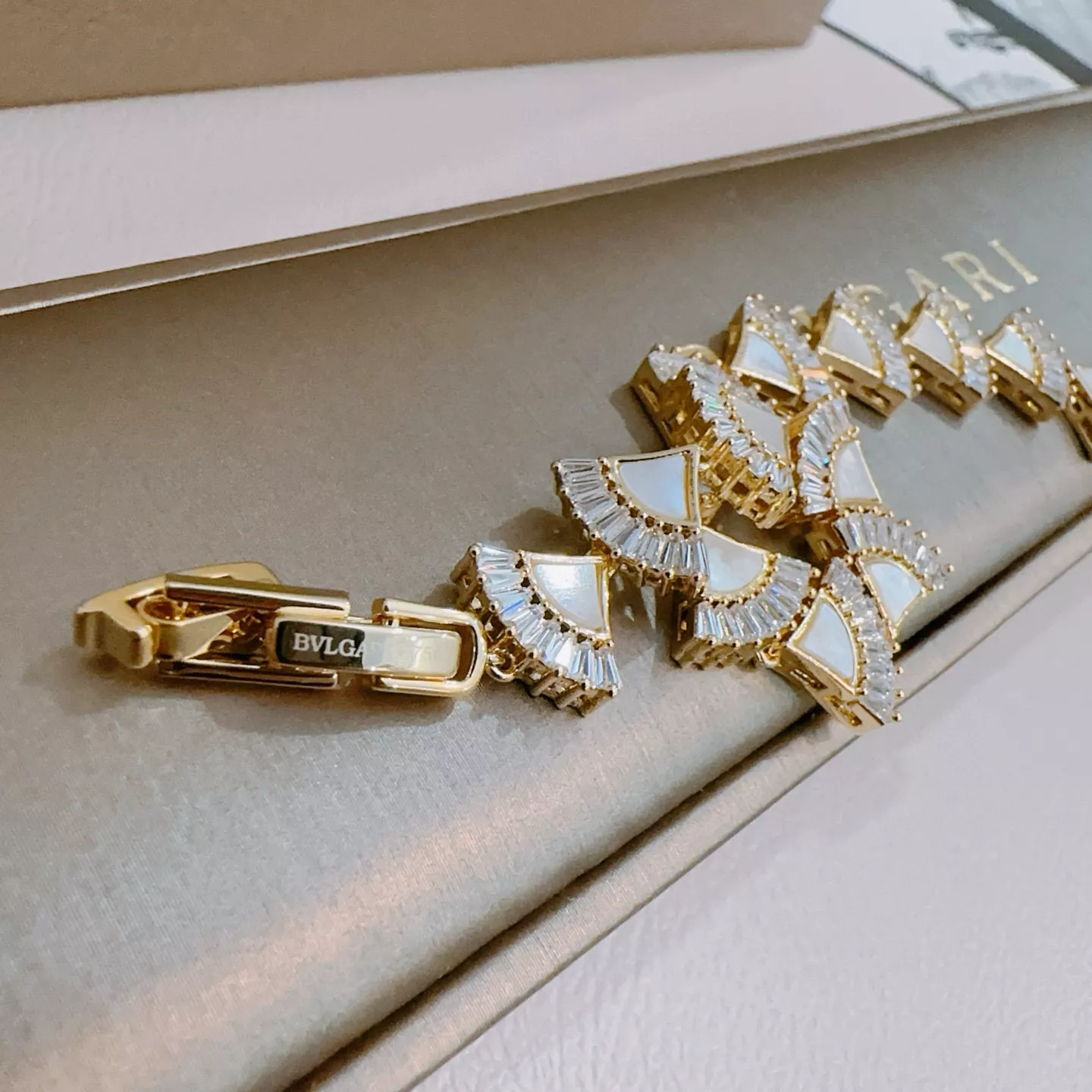 Bvlgari Bracelets WellDesigned 8631