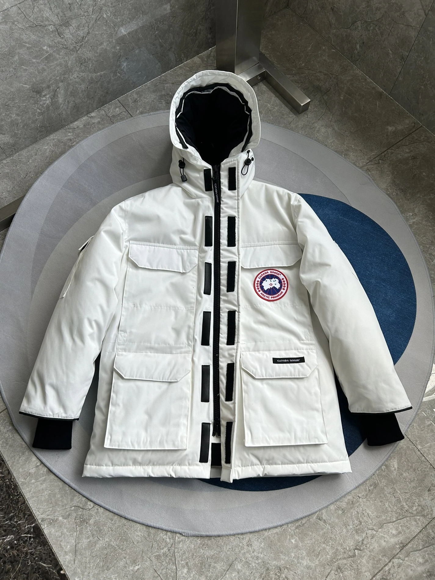 Canada Goose Down Feather Coat Long Sleeved For Men Comfortable 4458