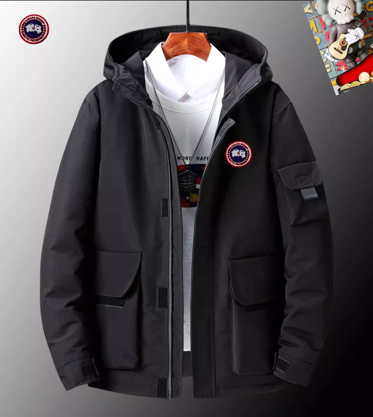 Canada Goose Down Feather Coat Long Sleeved For Men GoodFit 7557