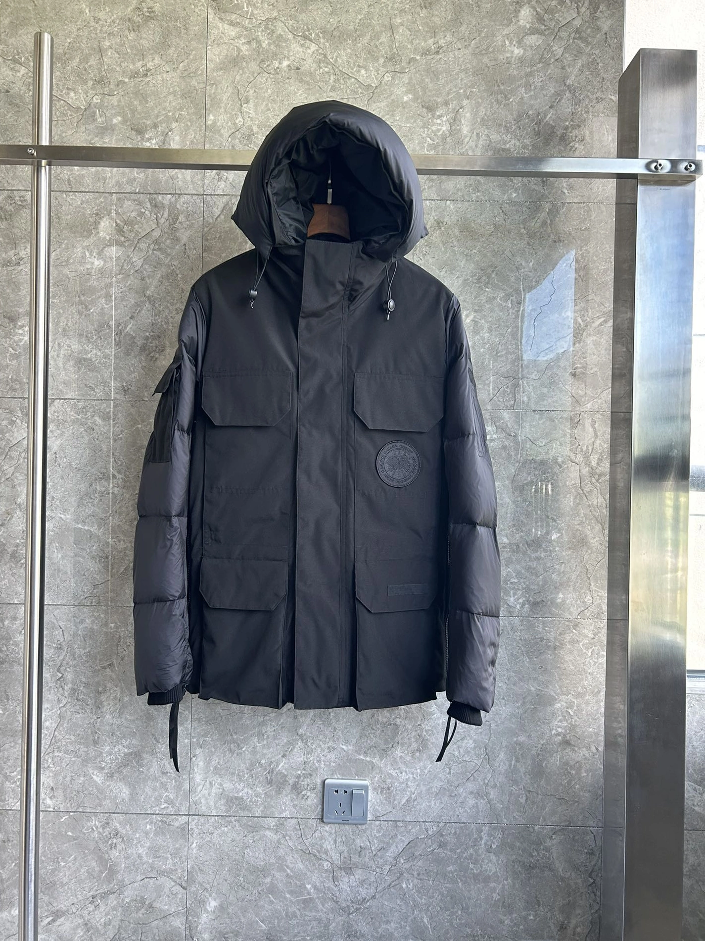 Canada Goose Down Feather Coat Long Sleeved For Men SportInspired 4745
