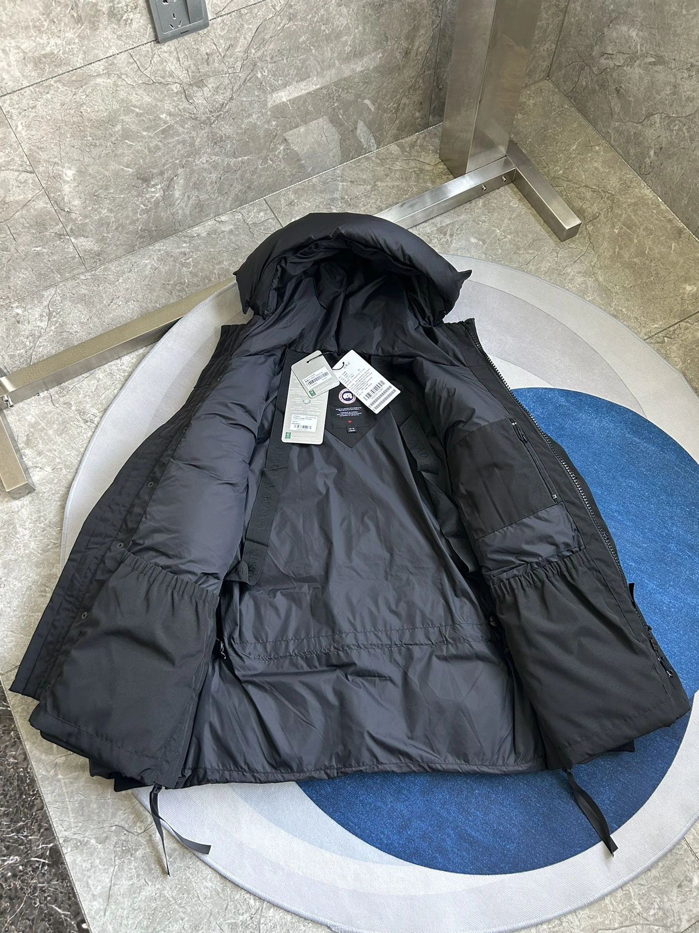 Canada Goose Down Feather Coat Long Sleeved For Men SportInspired 4745