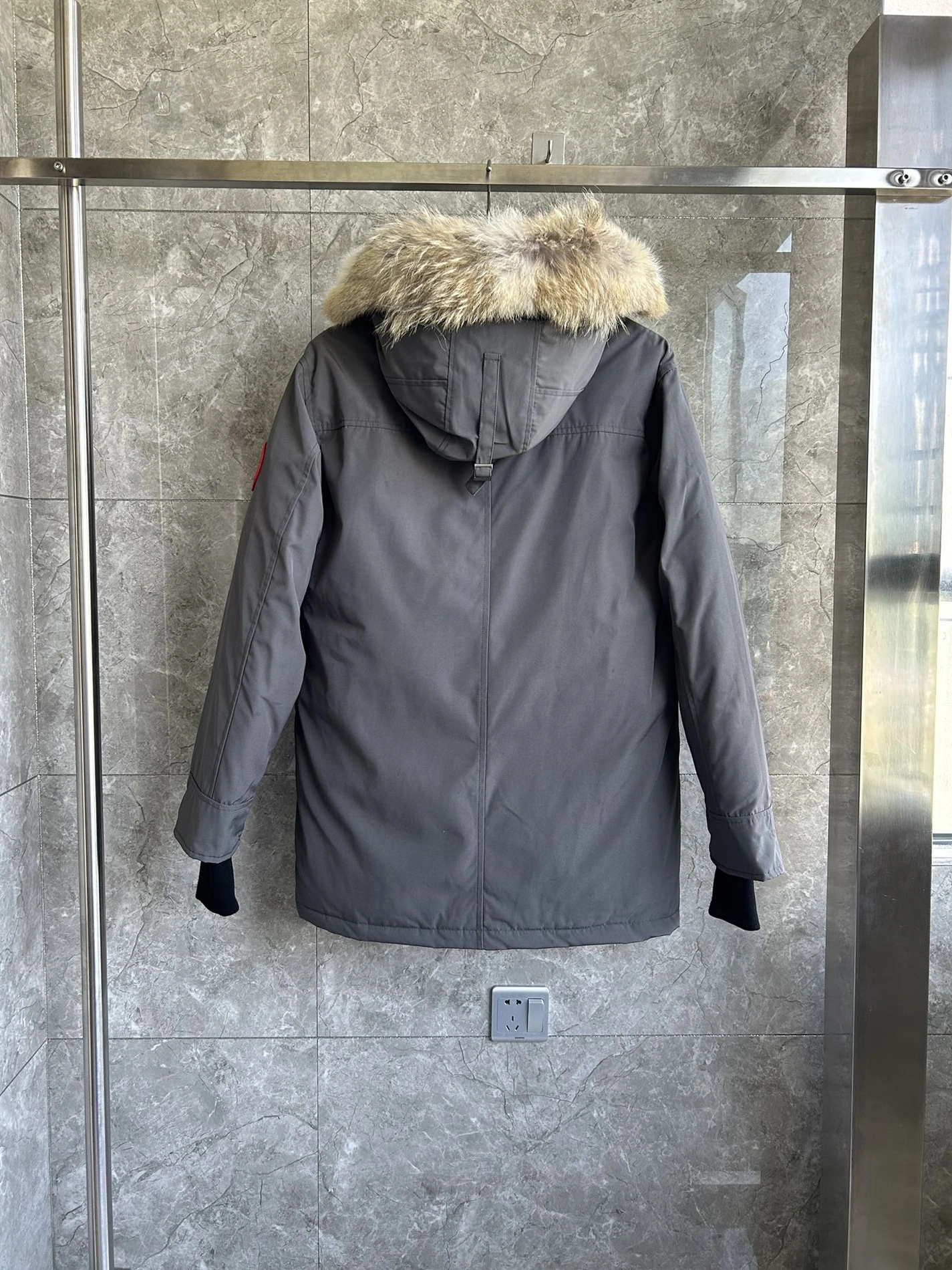 Canada Goose Down Feather Coat Long Sleeved For Unisex Resilient 2371