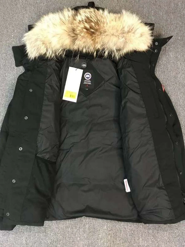 Canada Goose Down Feather Coat Long Sleeved For Unisex SportInspired 8907