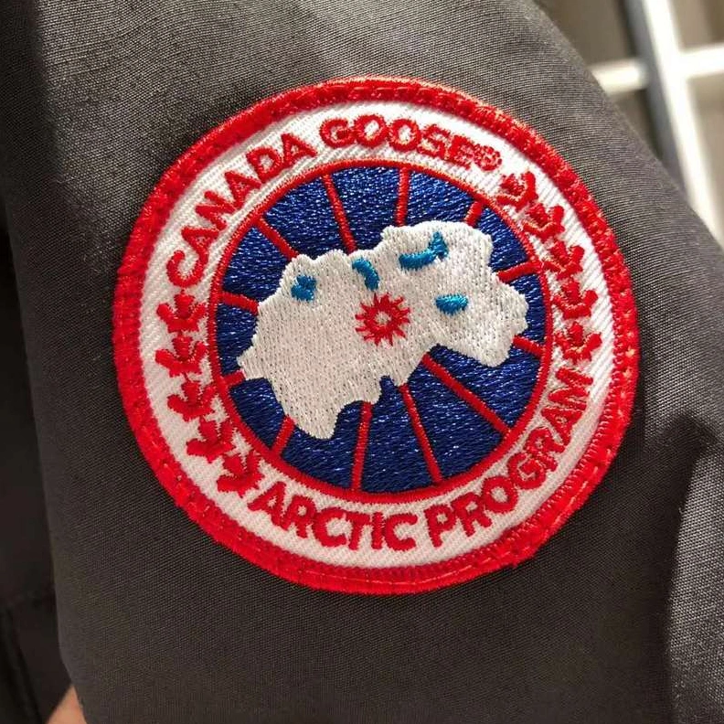 Canada Goose Down Feather Coat Long Sleeved For Unisex SportInspired 8907