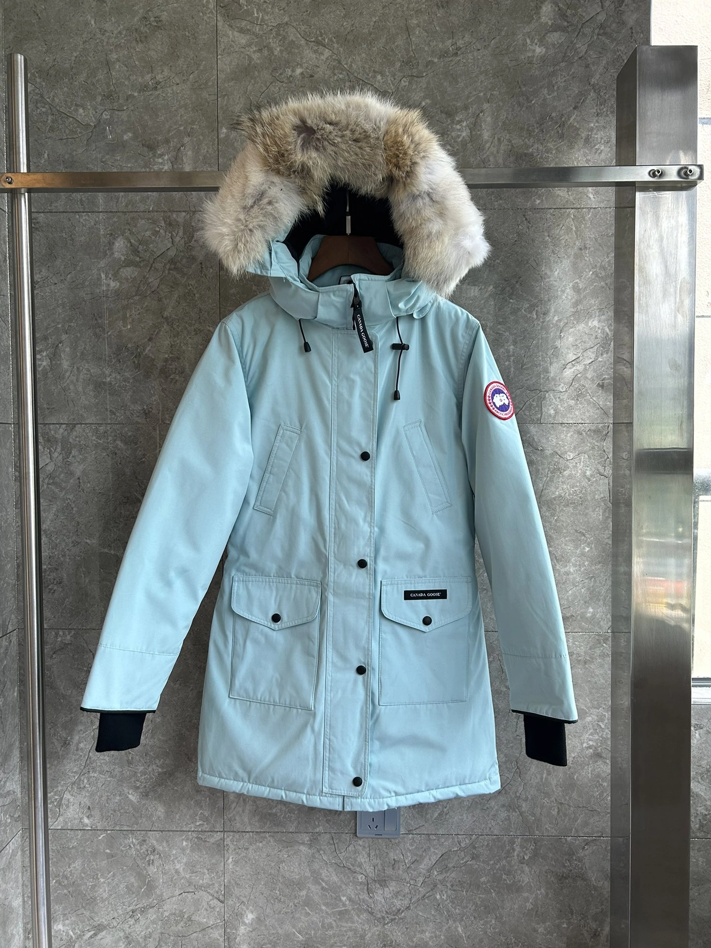 Canada Goose Down Feather Coat Long Sleeved For Women Durable 4511
