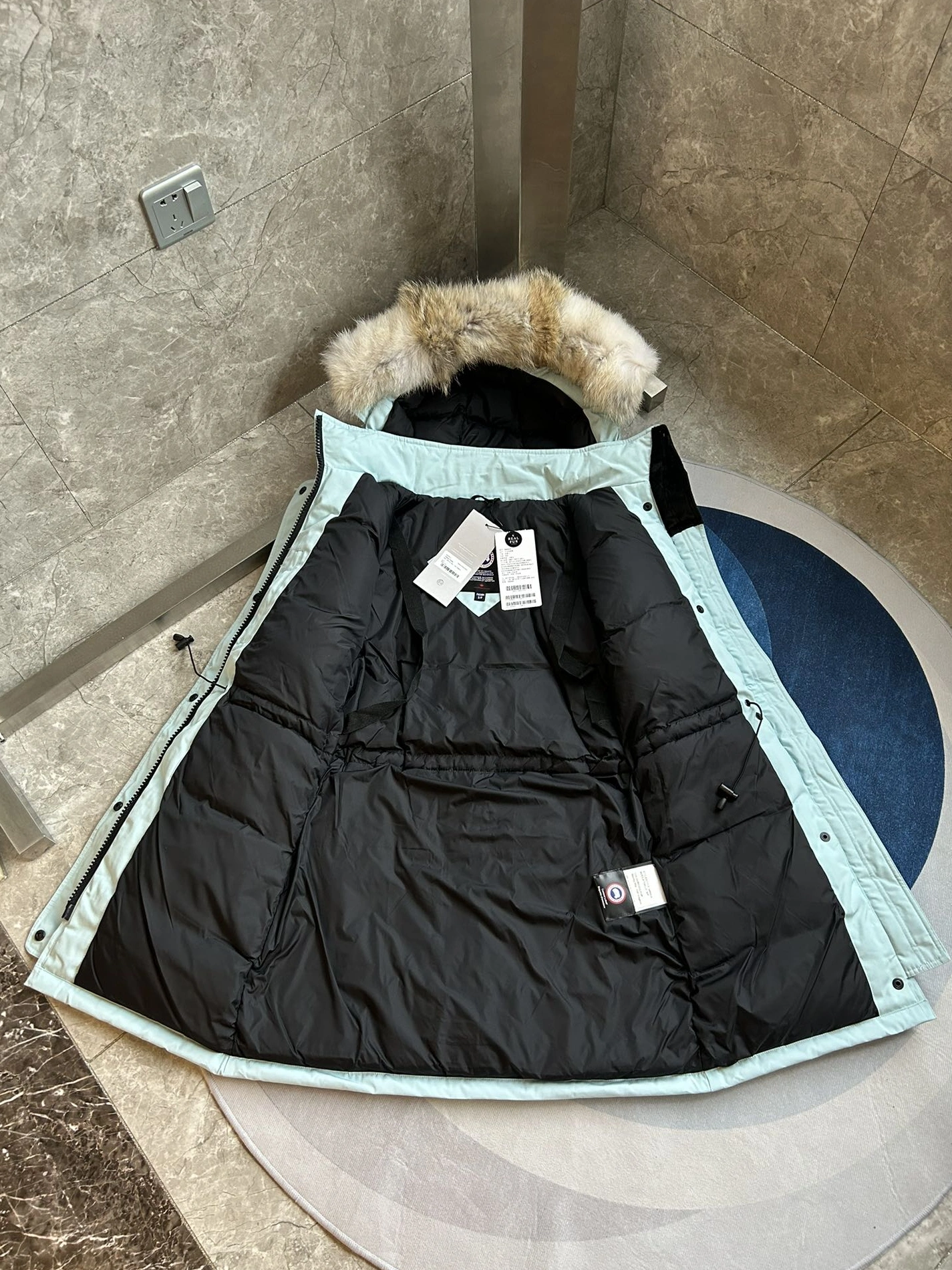 Canada Goose Down Feather Coat Long Sleeved For Women Durable 4511