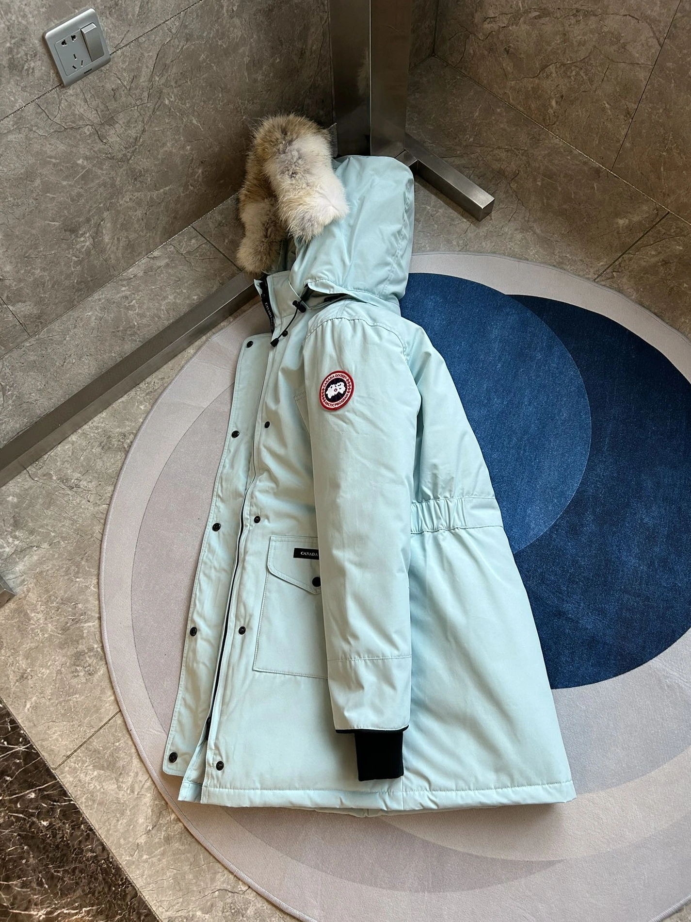 Canada Goose Down Feather Coat Long Sleeved For Women Durable 4511