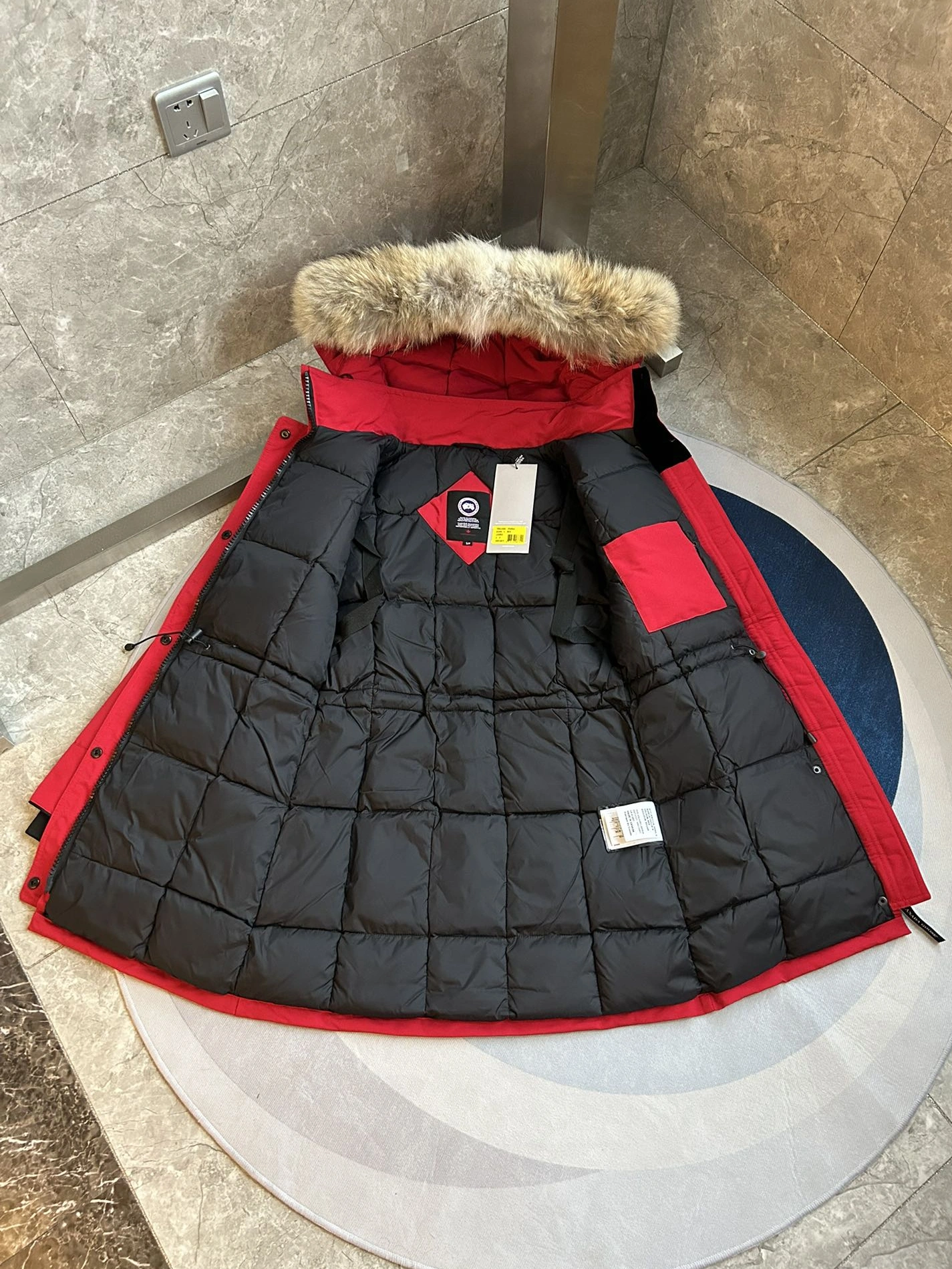 Canada Goose Down Feather Coat Long Sleeved For Women Practical 301