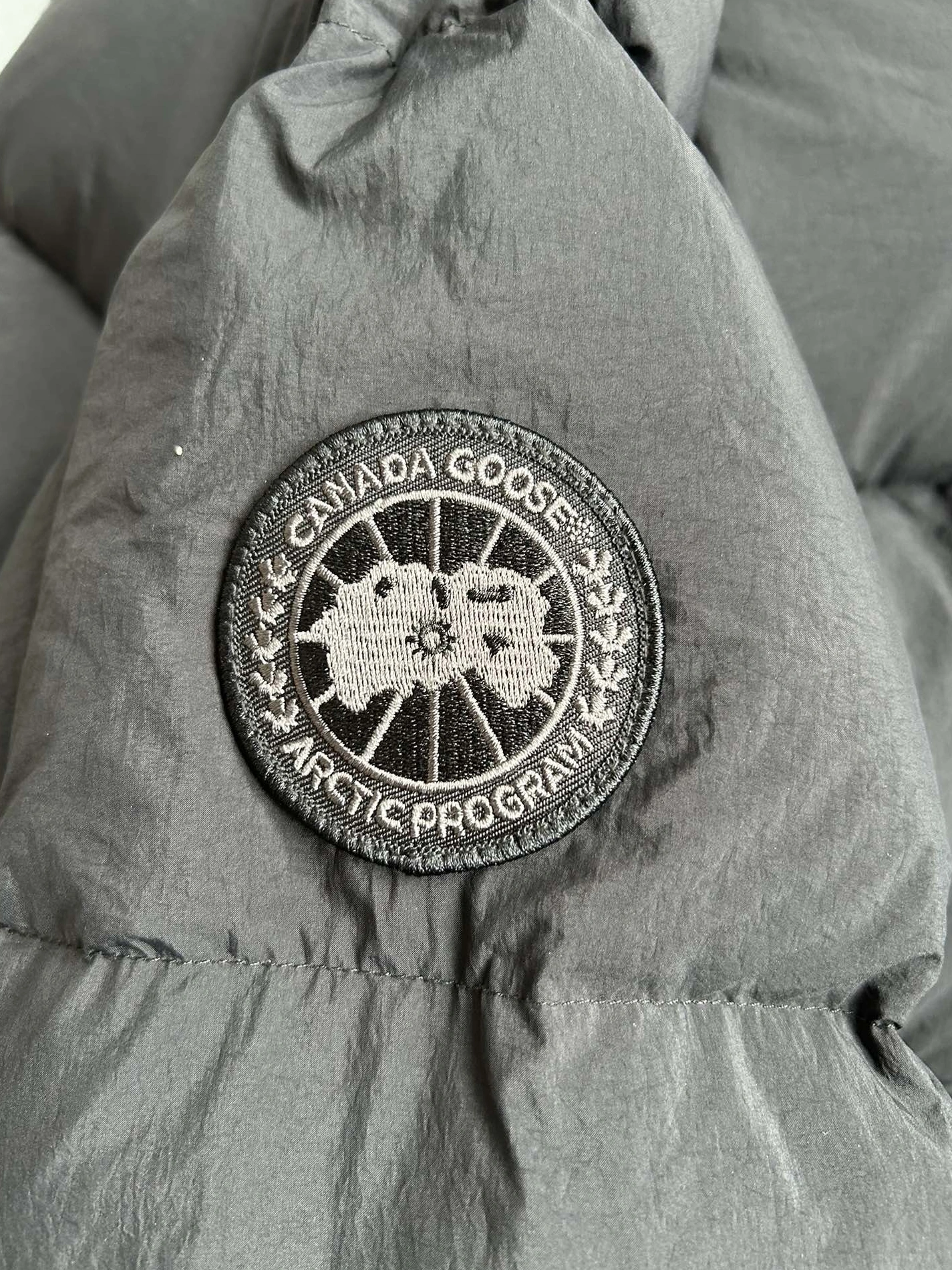 Canada Goose Down Feather Coat Long Sleeved For Women Reliable 4740