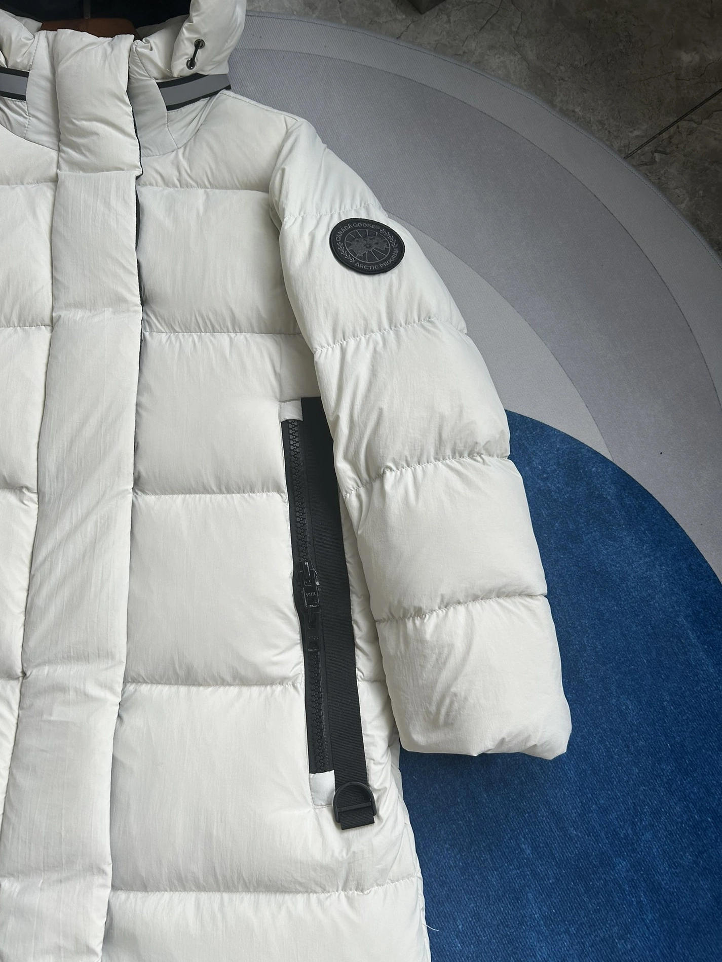 Canada Goose Down Feather Coat Long Sleeved For Women Stylish 4910