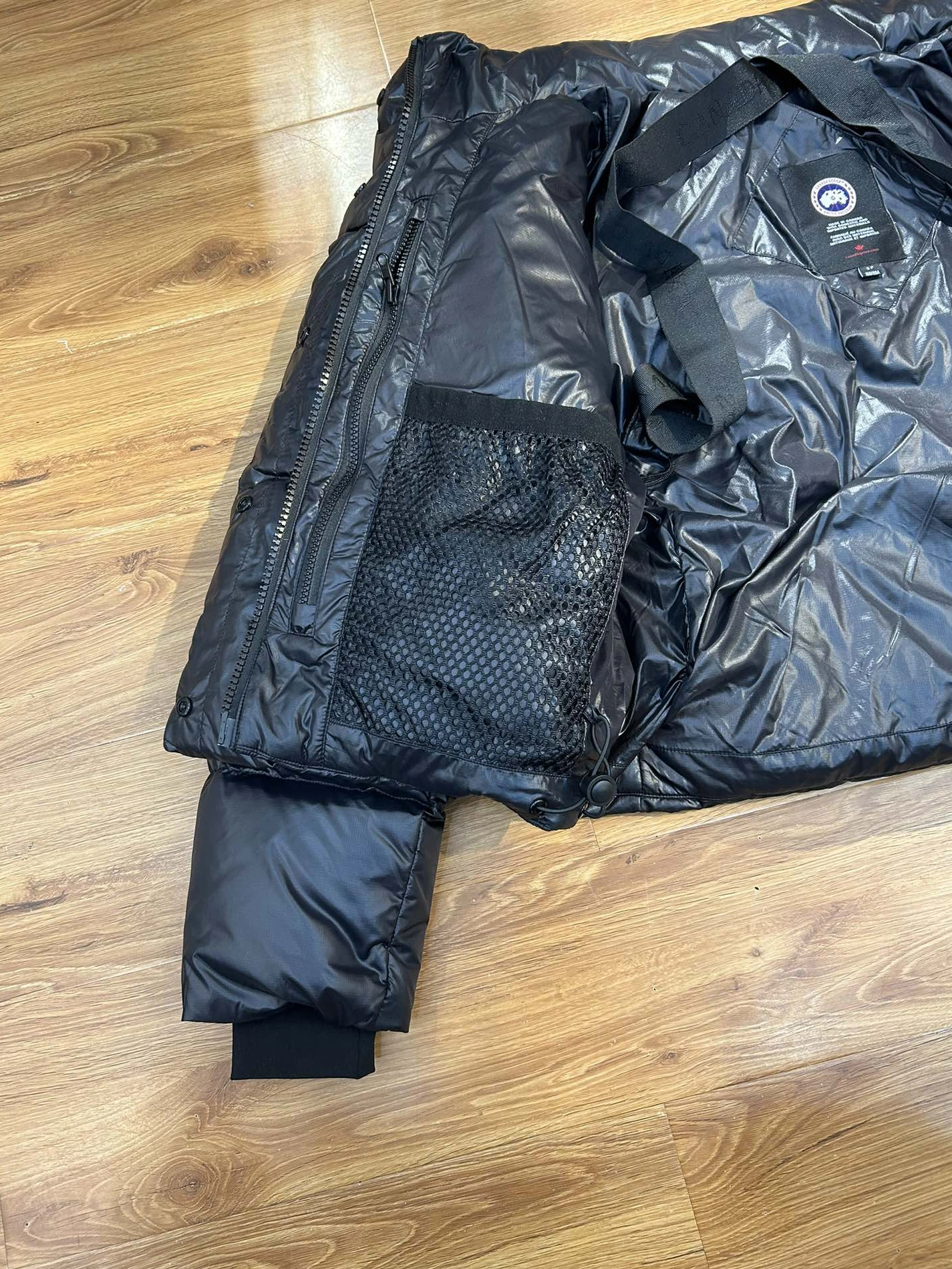 Canada Goose Down Feather Coat Long Sleeved For Women Unique 3302