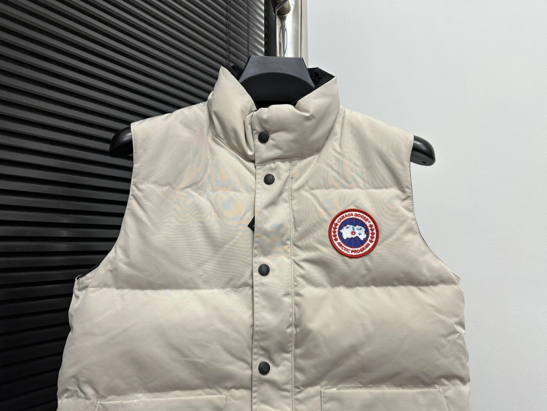 Canada Goose Down Feather Coat Sleeveless For Men EasyMatch 4470