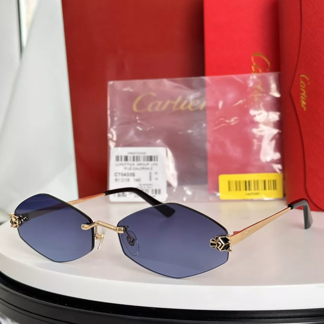 Cartier AAA Quality Sunglassess Cozy 601