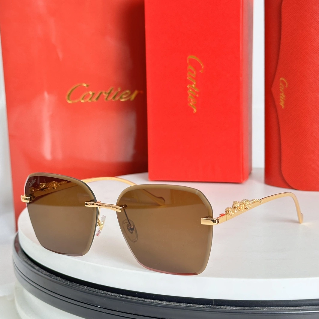 Cartier AAA Quality Sunglassess Elegant 8721
