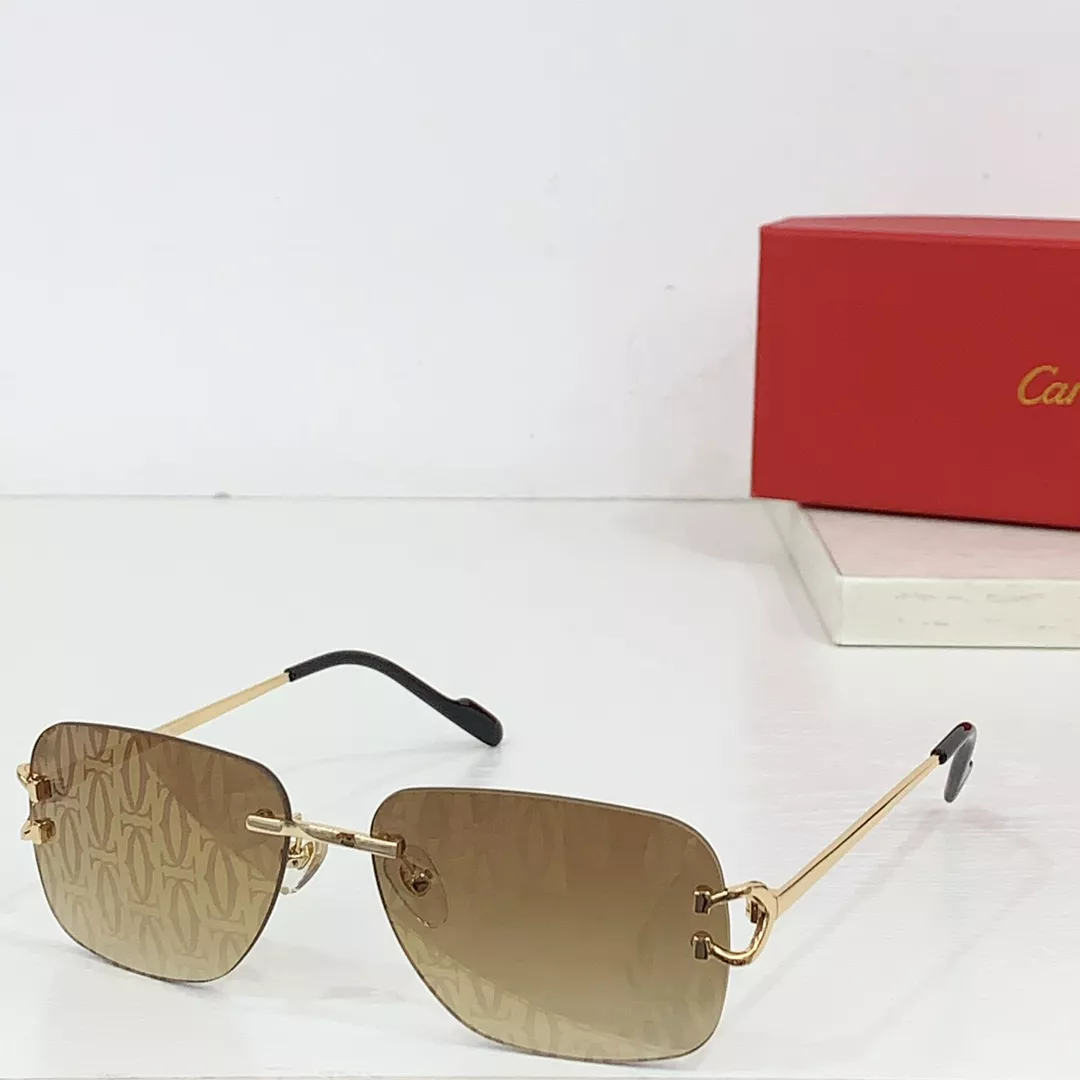 Cartier AAA Quality Sunglassess Elegant 9207